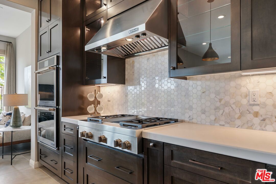 20658 Walnut Circle Porter Ranch, CA 91326 - Photo 13 of 75 Gallery Image 13