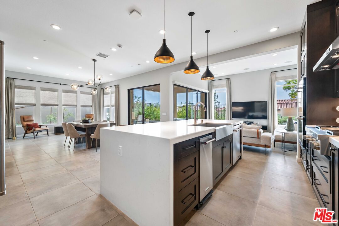20658 Walnut Circle Porter Ranch, CA 91326 - Photo 14 of 75 Gallery Image 14