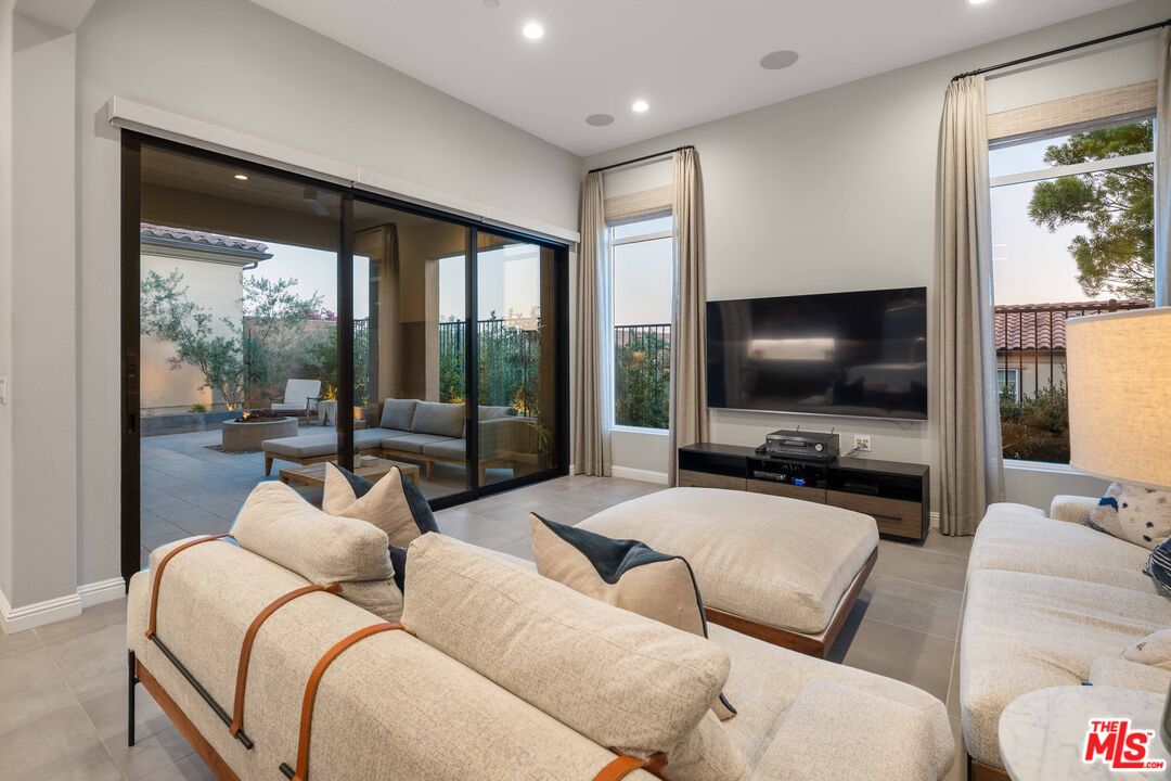 20658 Walnut Circle Porter Ranch, CA 91326 - Photo 16 of 75 Gallery Image 16