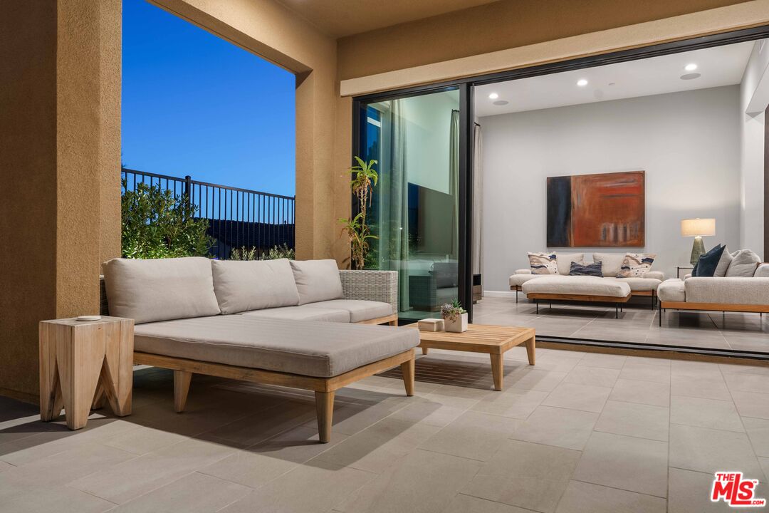 20658 Walnut Circle Porter Ranch, CA 91326 - Photo 21 of 75 Gallery Image 21