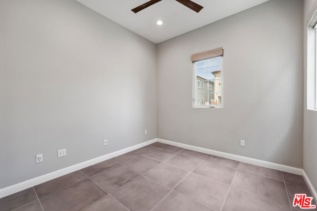 20658 Walnut Circle Porter Ranch, CA 91326 - Photo 25 of 75 Gallery Image 25