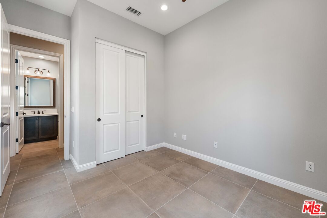 20658 Walnut Circle Porter Ranch, CA 91326 - Photo 26 of 75 Gallery Image 26