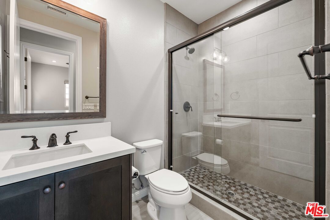 20658 Walnut Circle Porter Ranch, CA 91326 - Photo 27 of 75 Gallery Image 27