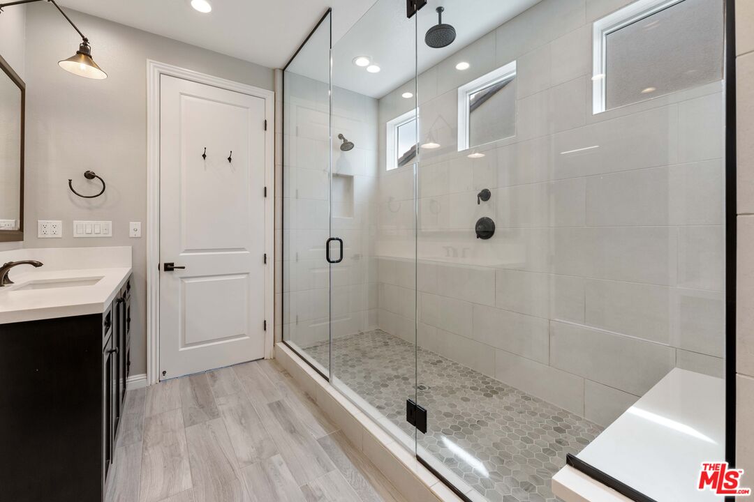 20658 Walnut Circle Porter Ranch, CA 91326 - Photo 45 of 75 Gallery Image 45