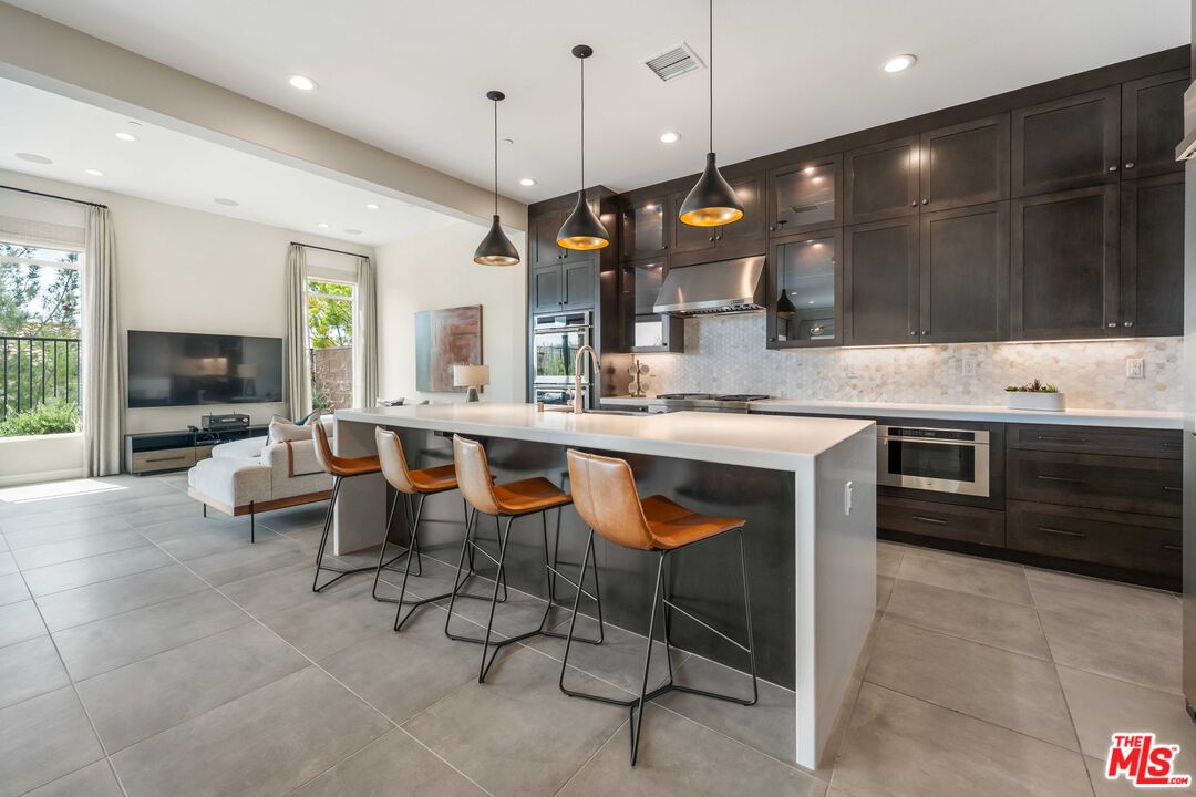 20658 Walnut Circle Porter Ranch, CA 91326 - Photo 10 of 75 Gallery Image 10