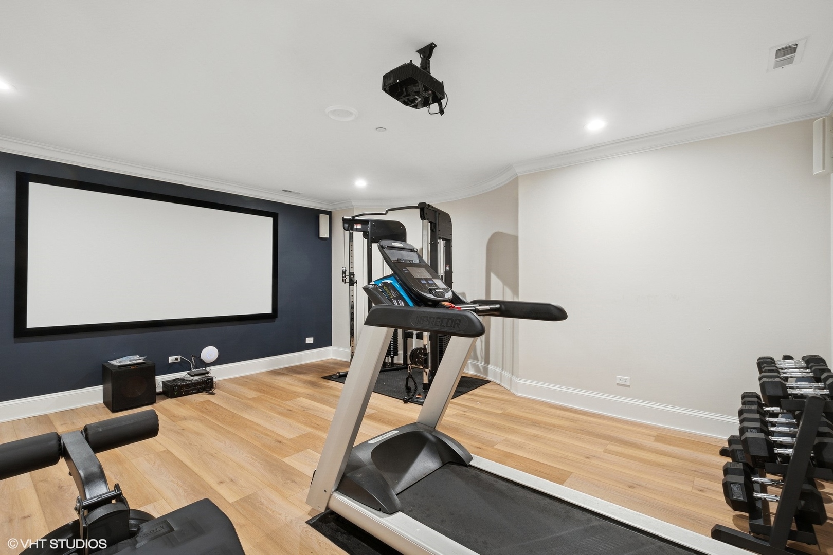 1759 West Surf Street Chicago, IL 60657 - Photo 35 of 43 a room with gym equipment