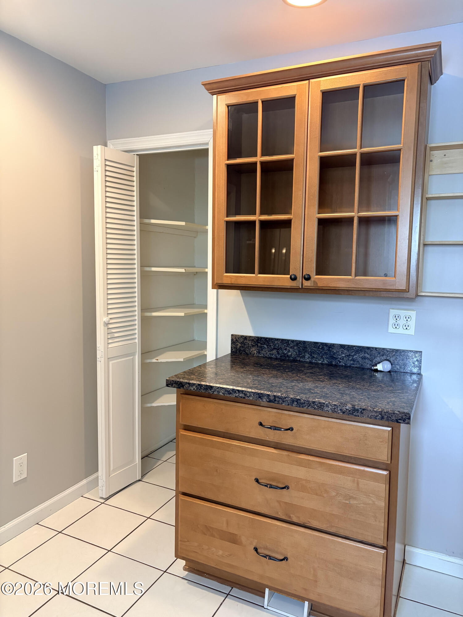 210 Henderson Court, Unit 84 Matawan, NJ 07747 - Photo 3 of 10 4