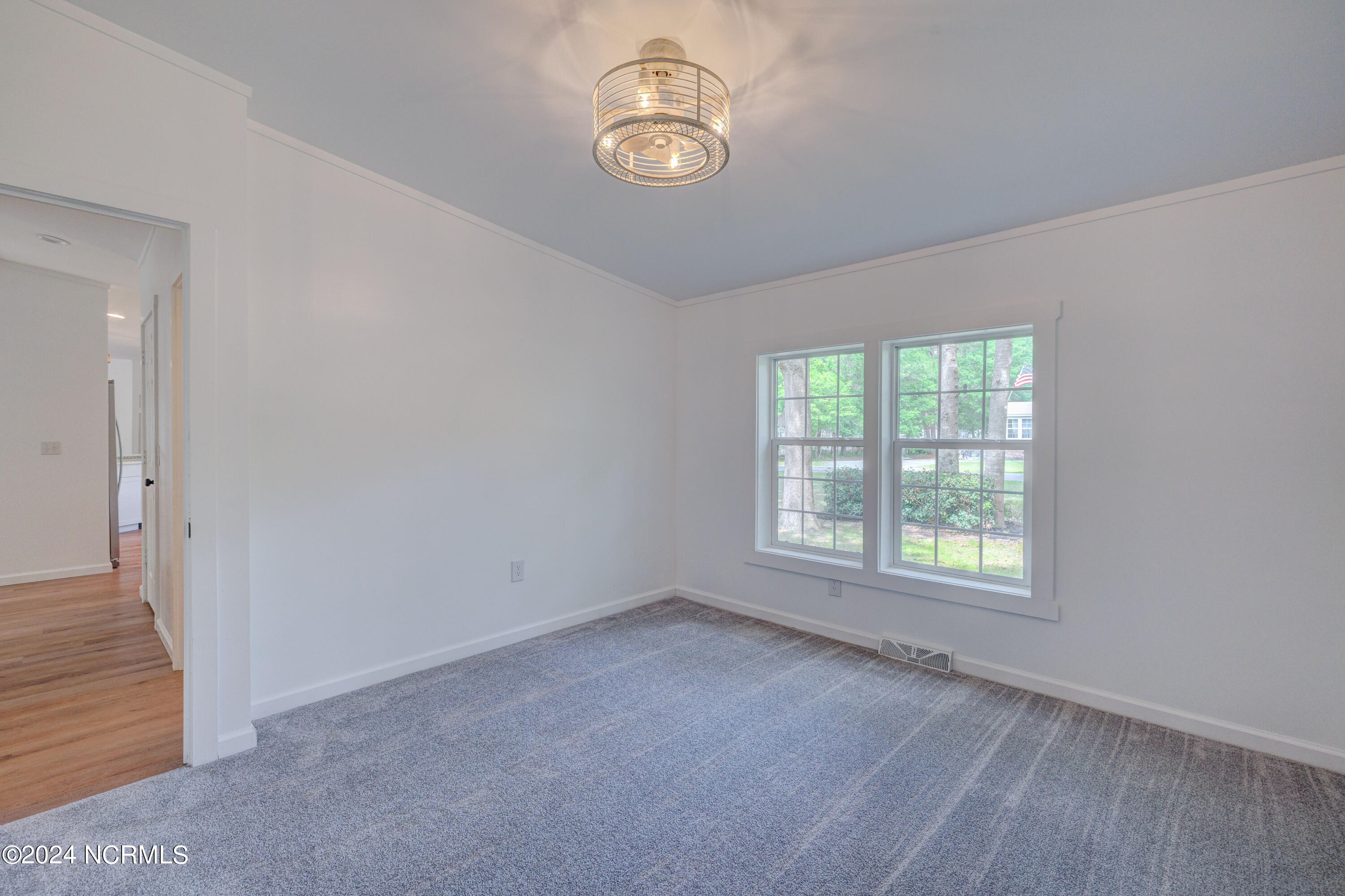 328 Groves Point Circle Hampstead, NC 28443 - Photo 24 of 39 Bedroom 3