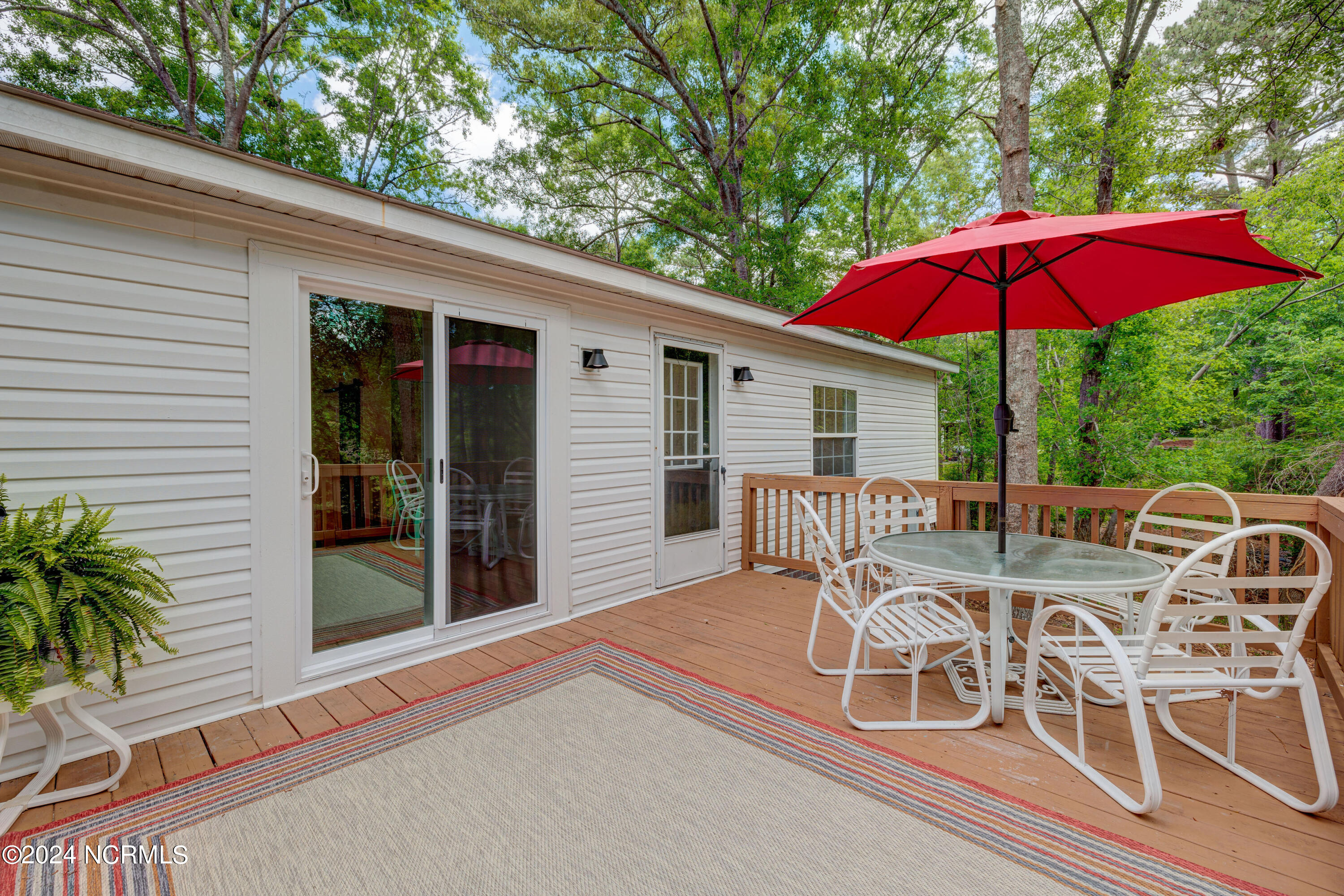 328 Groves Point Circle Hampstead, NC 28443 - Photo 26 of 39 328GrovesPointEdit-16