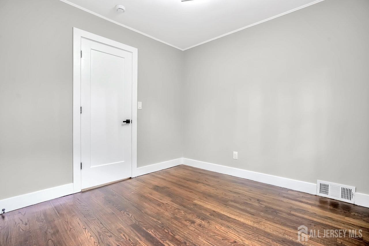 15 Sunset Road Morris Plains, NJ 07950 - Photo 21 of 27 Gallery Image 21