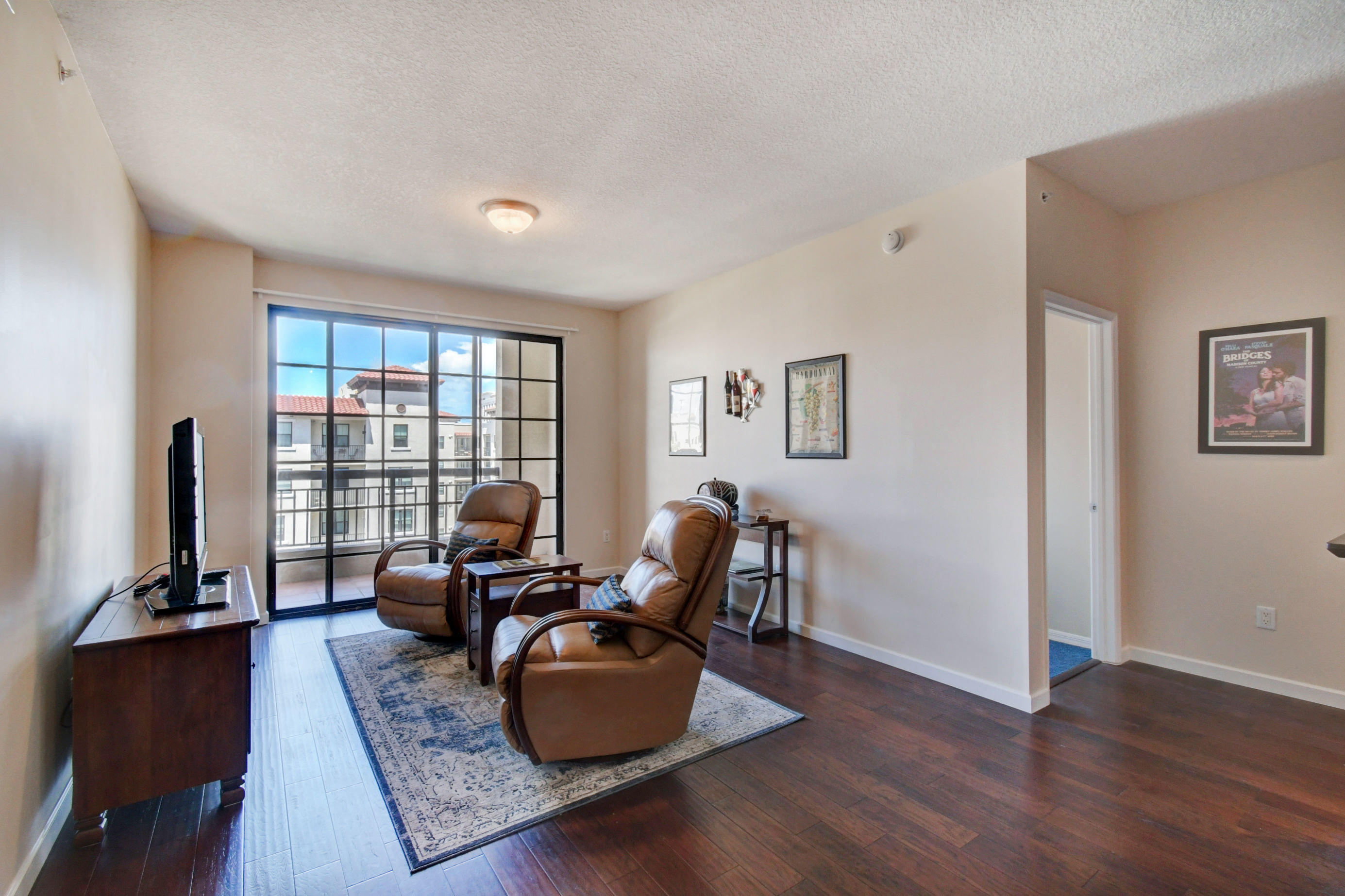 233 South Federal Highway, Unit 703 Boca Raton, FL 33432 - Photo 11 of 63 Lots of Natural Light!