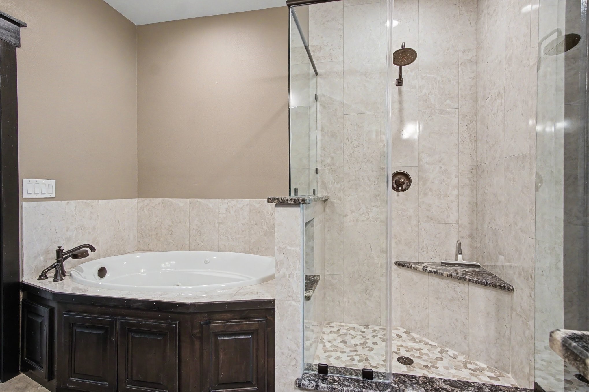 184 Bridgepoint Onalaska, TX 77360 - Photo 17 of 41 a bathroom with a sink and shower