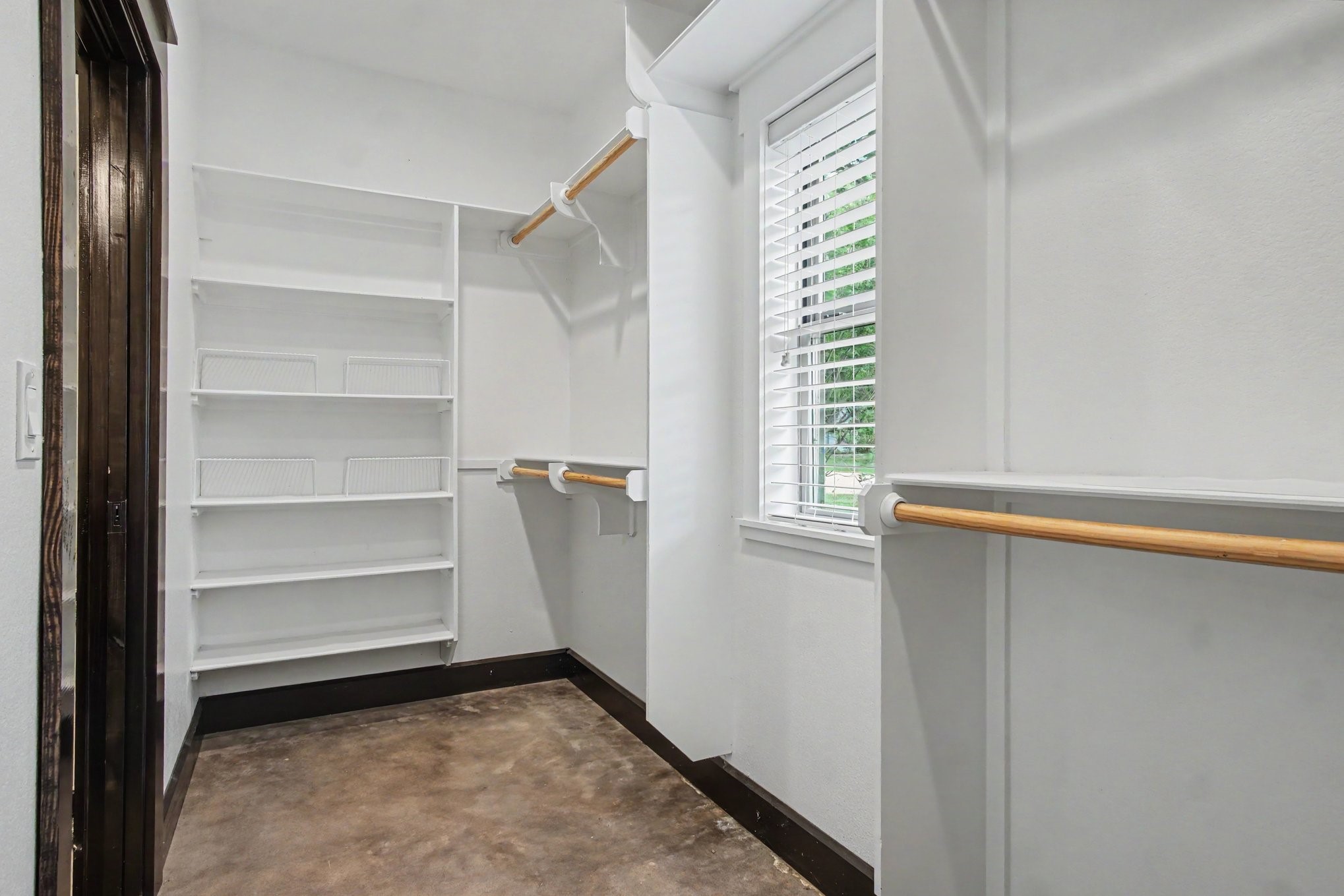 184 Bridgepoint Onalaska, TX 77360 - Photo 24 of 41 a view of a room that has a window in it