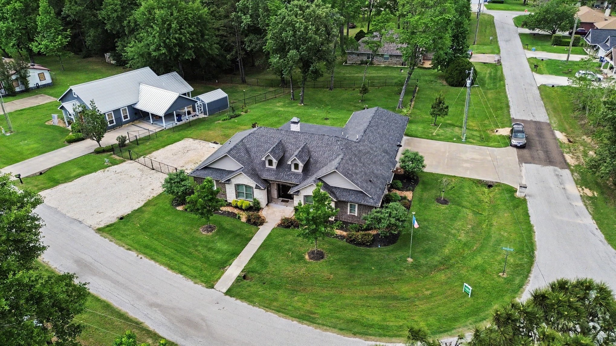 184 Bridgepoint Onalaska, TX 77360 - Photo 37 of 41 an aerial view of a house