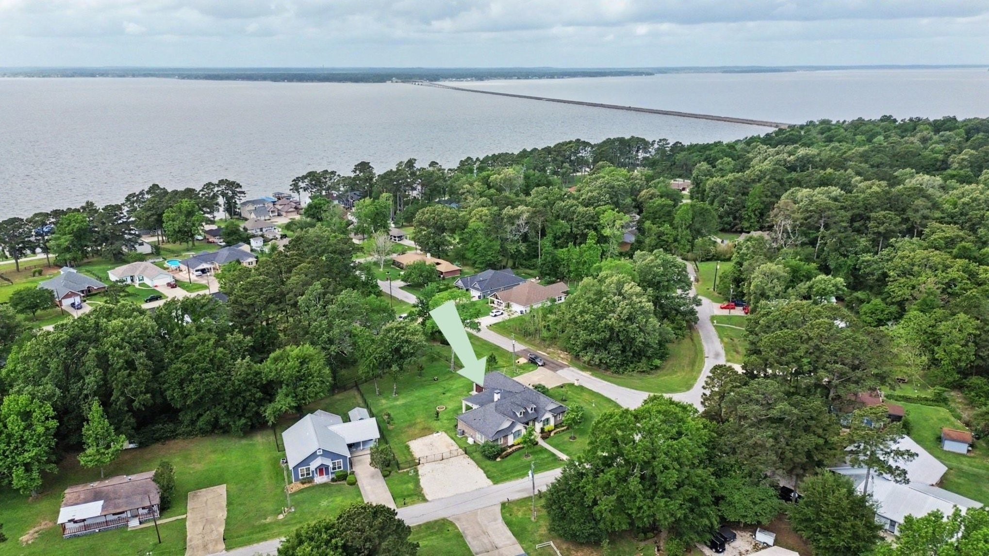 184 Bridgepoint Onalaska, TX 77360 - Photo 41 of 41 a bird view of a house with a lake view