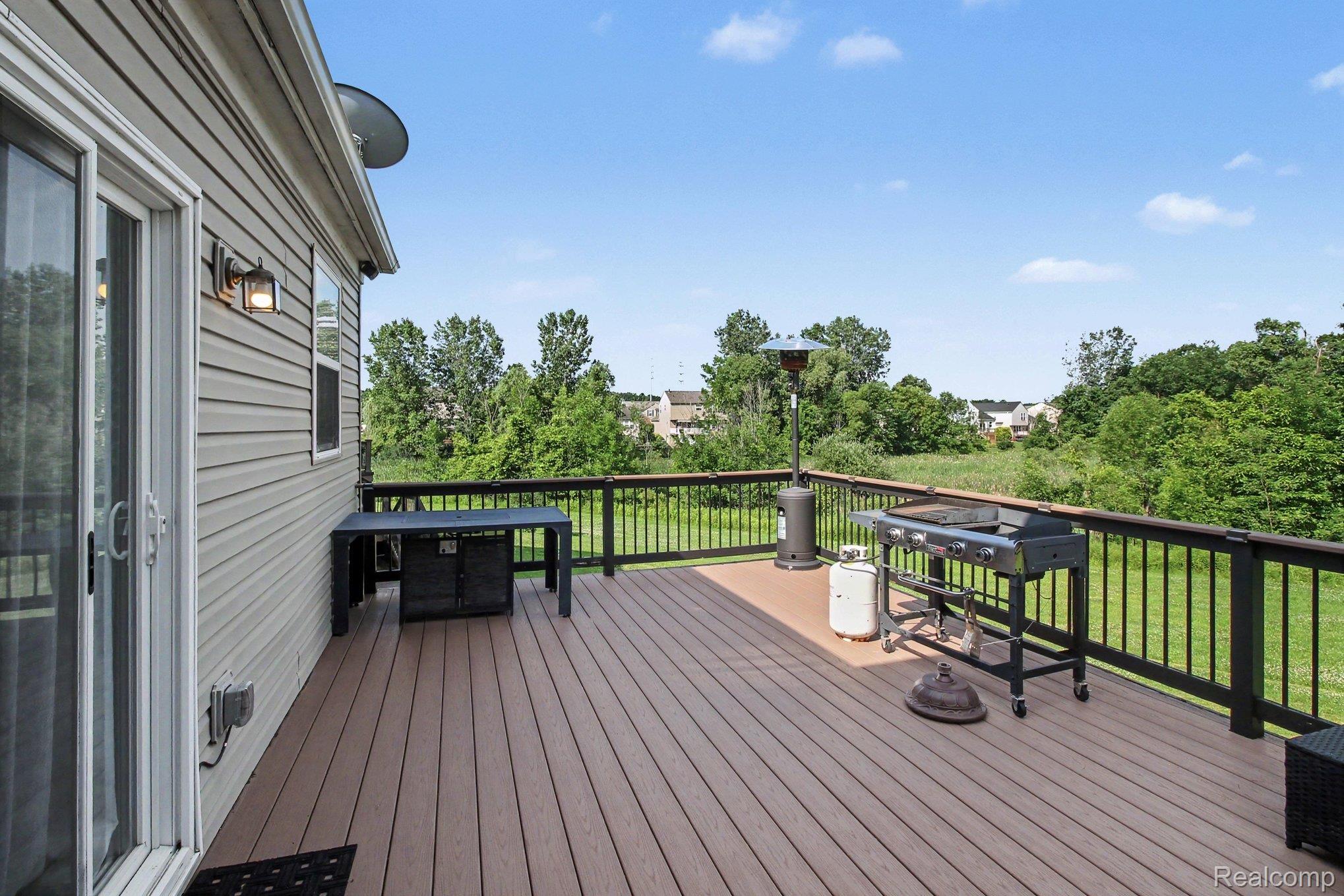 956 Callaway Court Howell, MI 48843 - Photo 27 of 35 027_file_1673.jpg