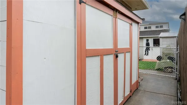 $179,900 | 15 Hamilton Avenue, Lackawanna, NY 14218
