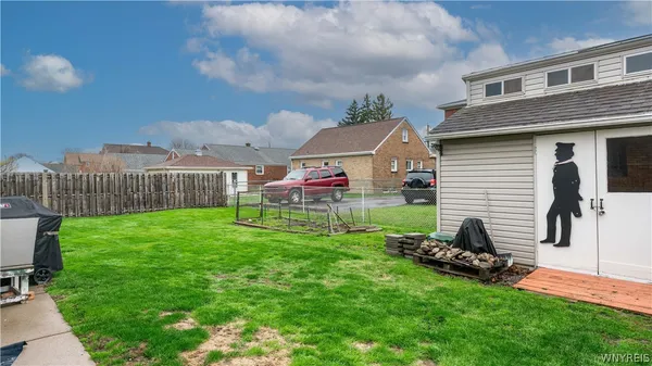 $179,900 | 15 Hamilton Avenue, Lackawanna, NY 14218
