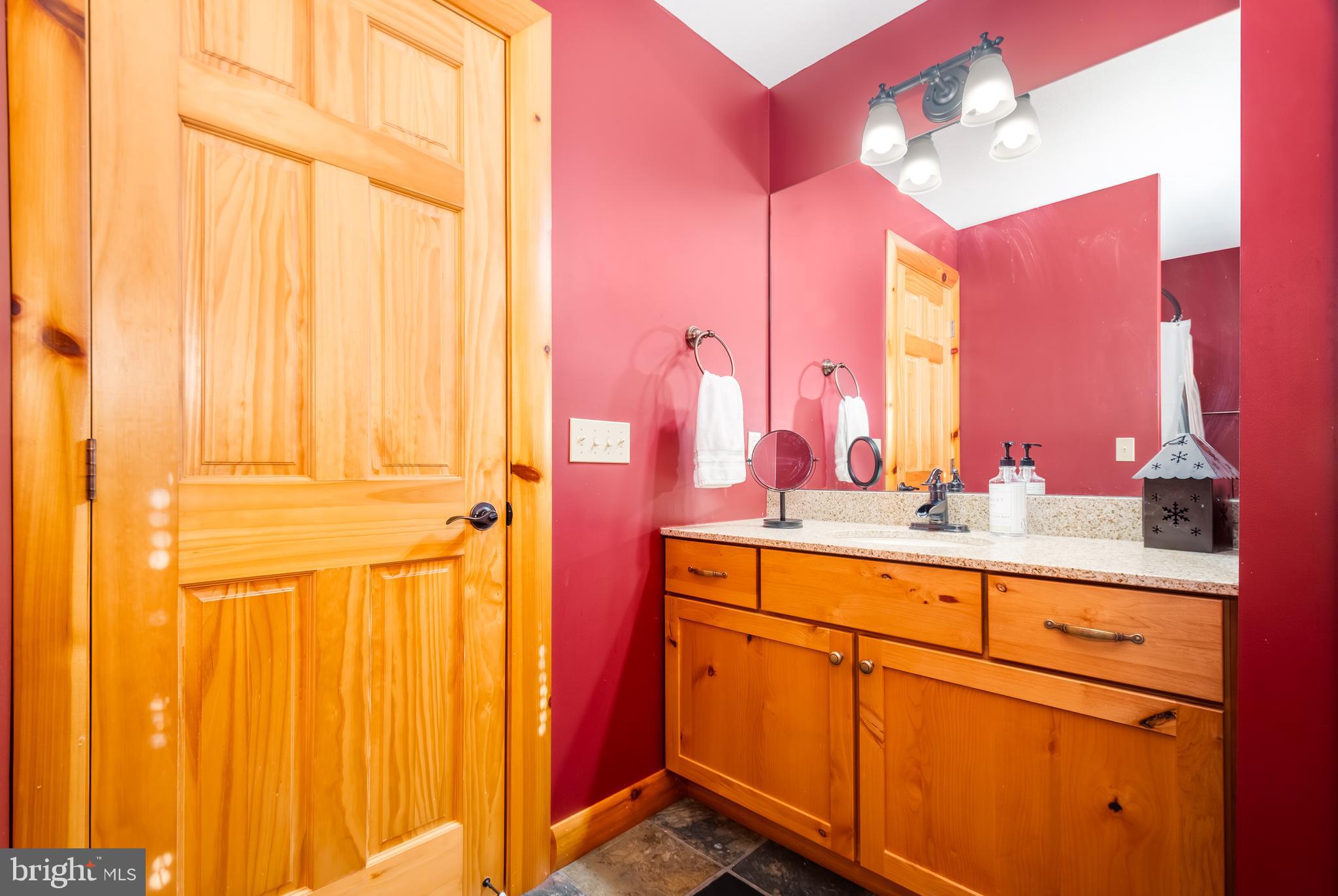 805 Hunters Ridge Drive Oakland, MD 21550 - Photo 34 of 63 Gallery Image 34