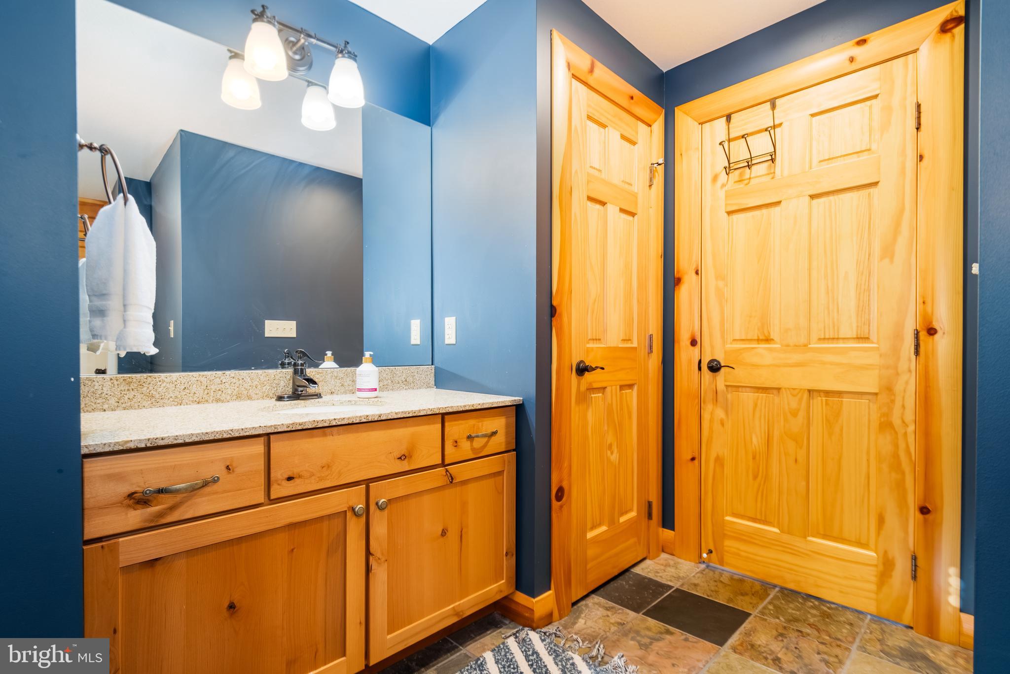 805 Hunters Ridge Drive Oakland, MD 21550 - Photo 36 of 63 Gallery Image 36