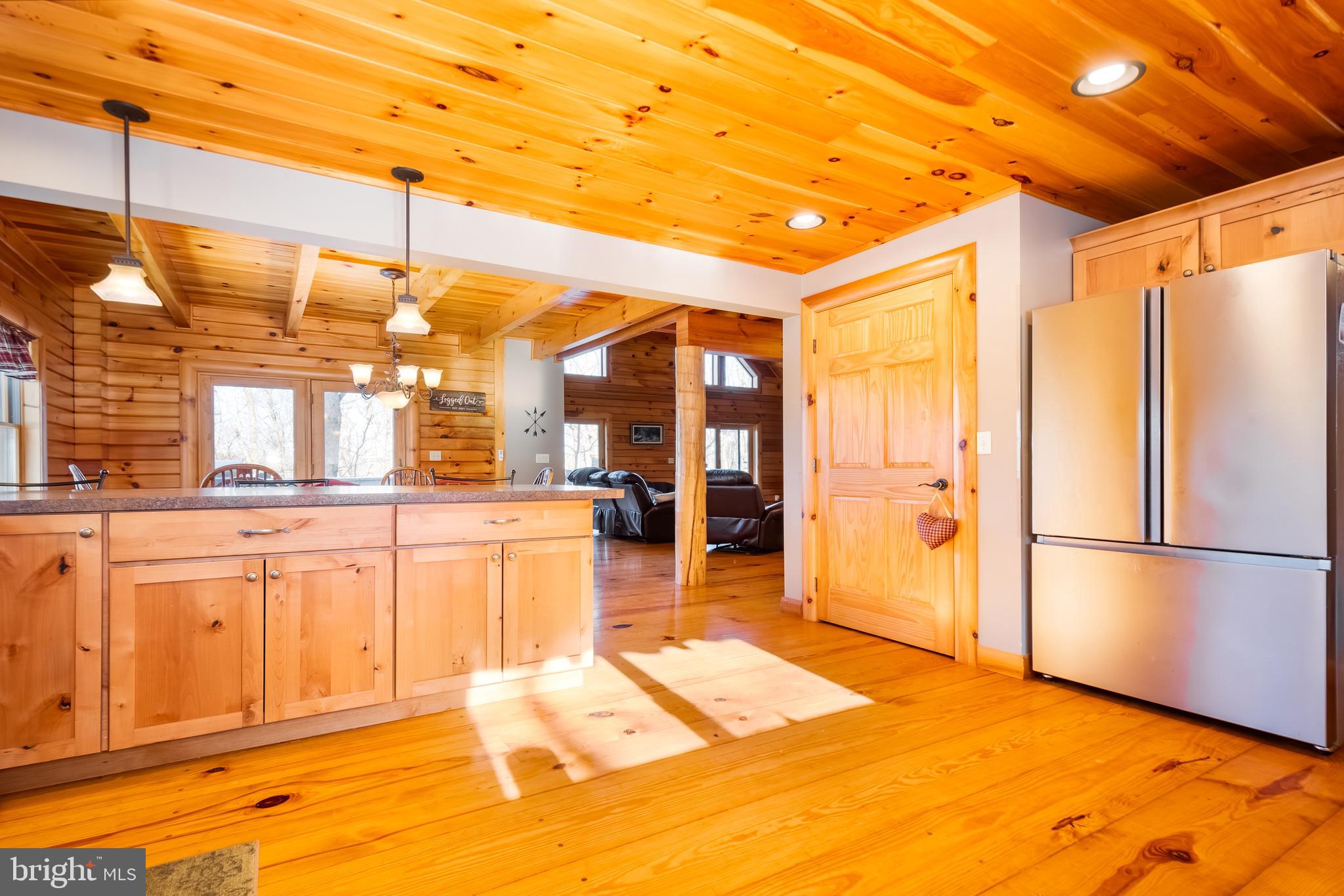 805 Hunters Ridge Drive Oakland, MD 21550 - Photo 7 of 63 Gallery Image 7
