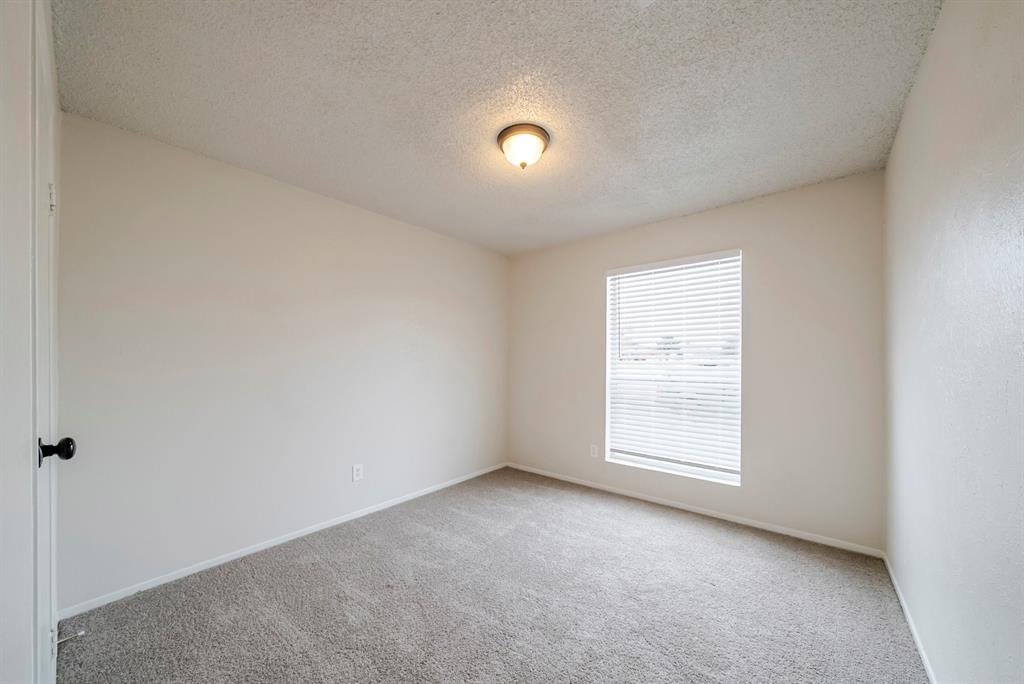 825 Reveille Road Fort Worth, TX 76108 - Photo 13 of 19