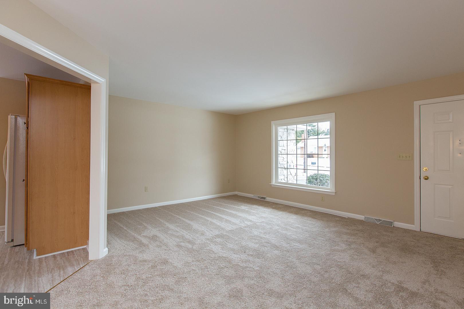 1029 Hunsicker Road Lancaster, PA 17601 - Photo 6 of 44