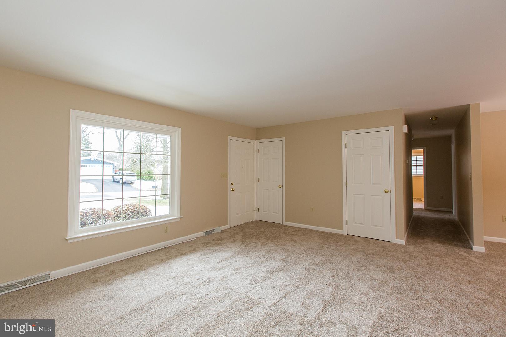 1029 Hunsicker Road Lancaster, PA 17601 - Photo 9 of 44