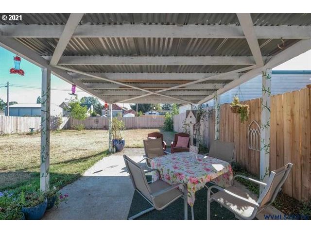 265 Hiatt Street Lebanon, OR 97355 - Photo 21 of 32 Gallery Image 21