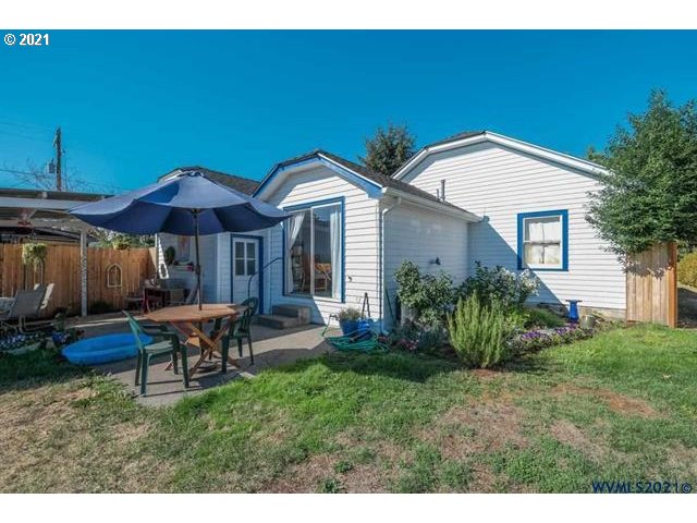 265 Hiatt Street Lebanon, OR 97355 - Photo 23 of 32 Gallery Image 23
