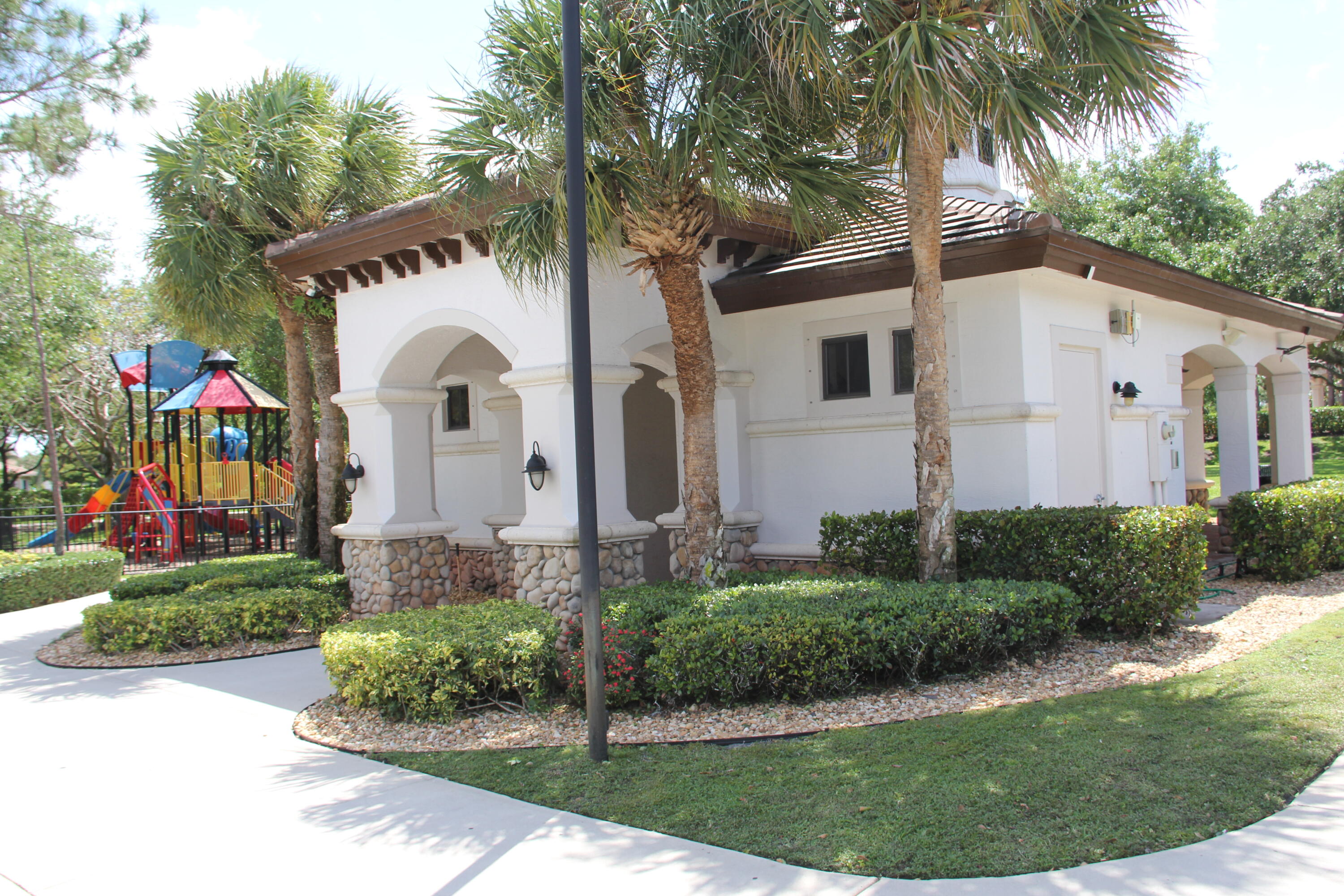 15234 Southwest 40th Street Davie, FL 33331 - Photo 56 of 59 IMG_9365