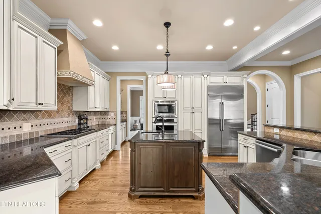 $2,250,000 | 818 Hammock Lane, Knoxville, TN 37934