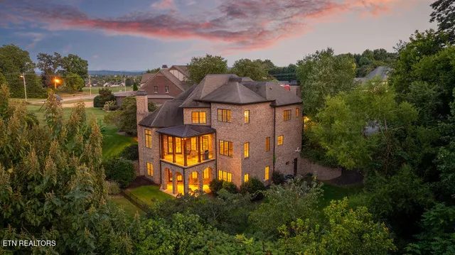 $2,250,000 | 818 Hammock Lane, Knoxville, TN 37934