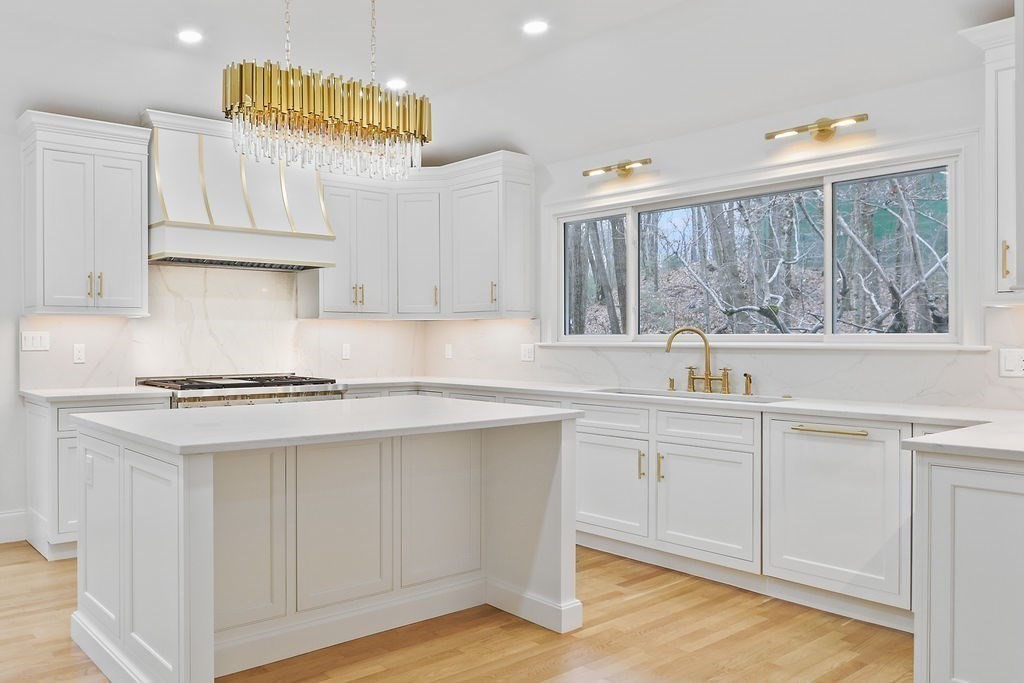 80 Doublet Hill Road Weston, MA 02493 - Photo 12 of 38
