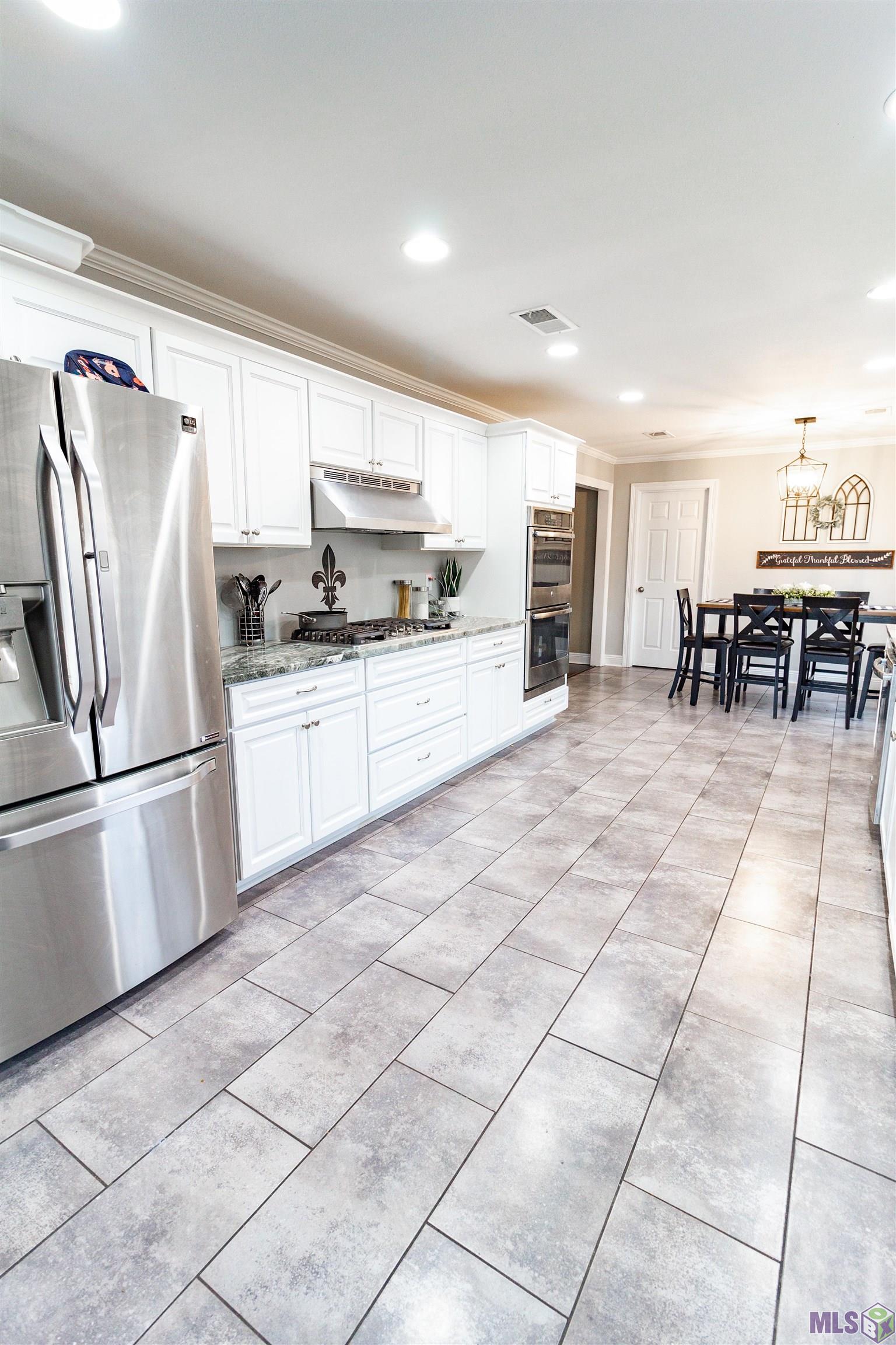 10934 Major Oak Drive Baton Rouge, LA 70815 - Photo 11 of 26