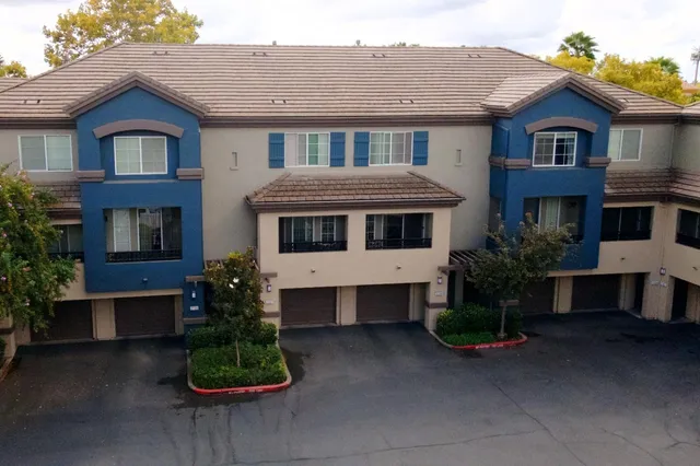 $350,000 | 2001 Club Center Drive, Unit 2107, Sacramento, CA 95835