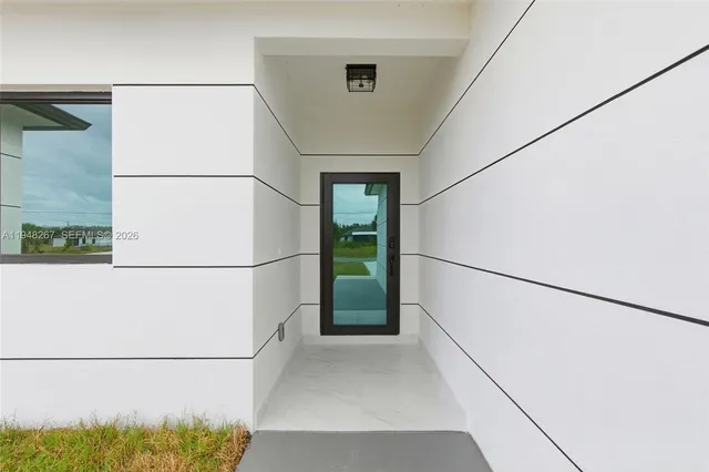 $415,000 | 161 Blackstone Drive, Fort Myers, FL 33913