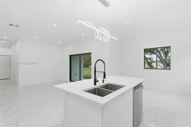 $415,000 | 161 Blackstone Drive, Fort Myers, FL 33913