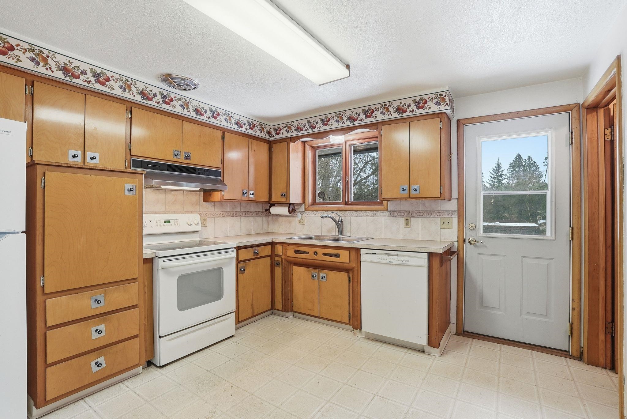 1022 West 16th Avenue Spokane, WA 99203 - Photo 12 of 36