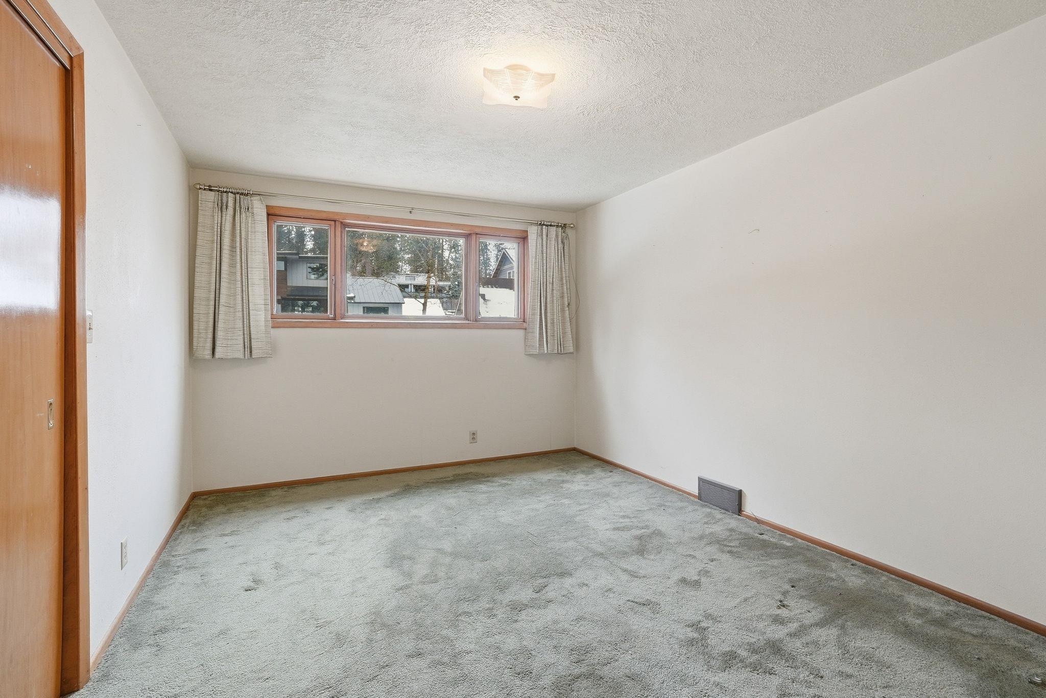 1022 West 16th Avenue Spokane, WA 99203 - Photo 17 of 36