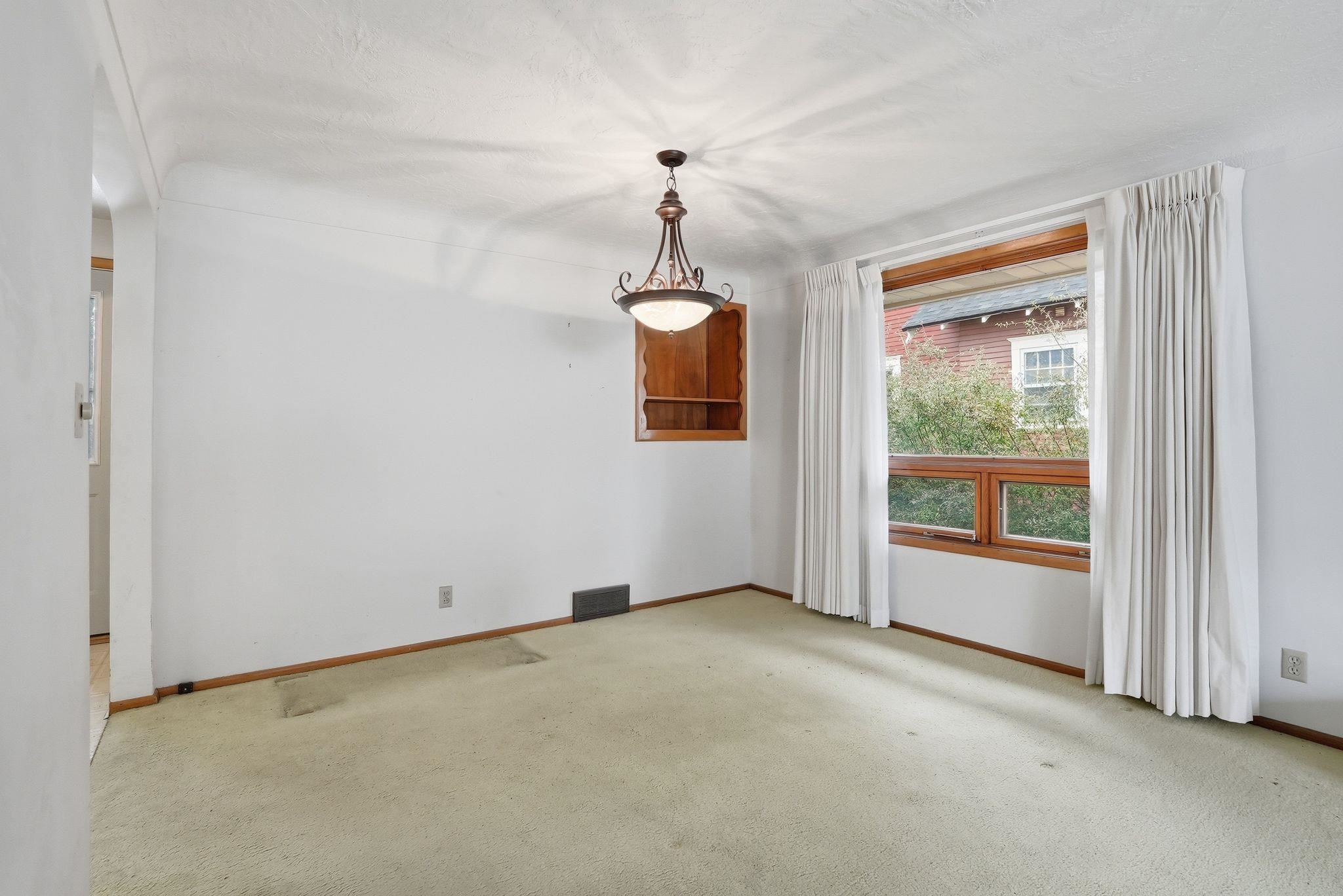 1022 West 16th Avenue Spokane, WA 99203 - Photo 9 of 36