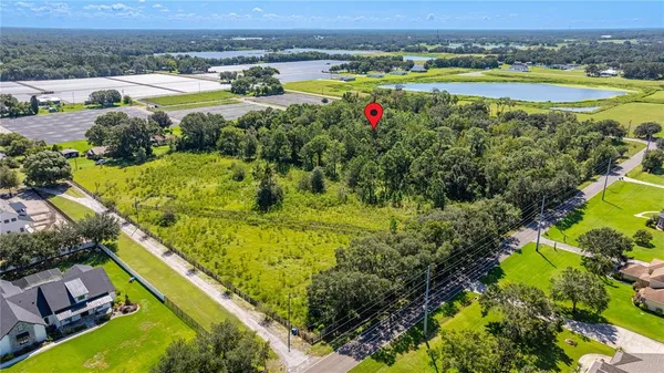 $999,990 | 13410 Walden Sheffield Road, Dover, FL 33527