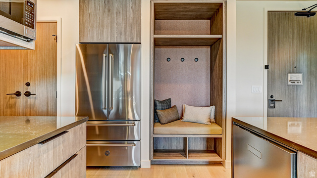 2417 West High Road, Unit 2515 Park City, UT 84098 - Photo 14 of 67 Mudroom featuring light wood-style flooring