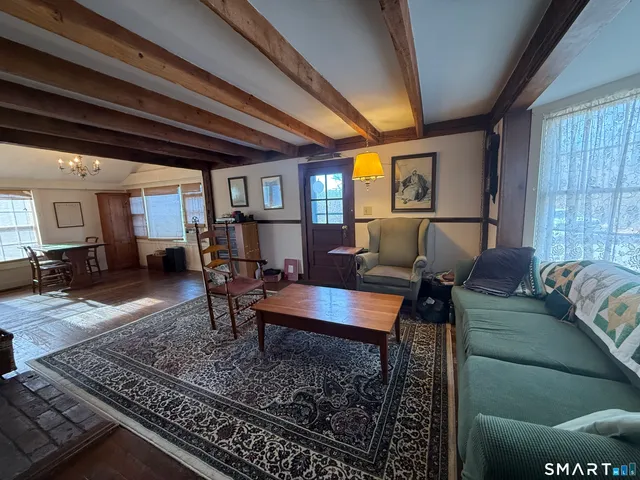 $379,900 | 127 Windy Hill Road, Hampton, CT 06247