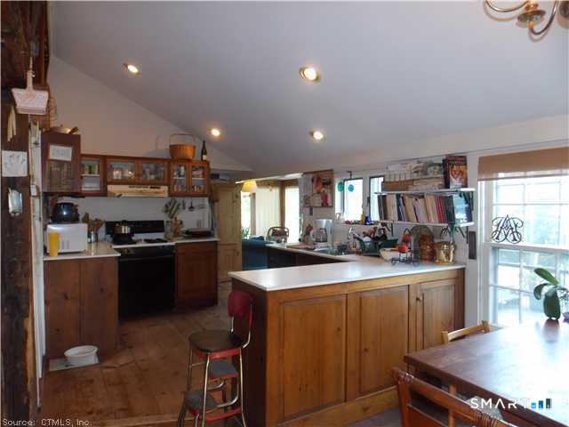 127 Windy Hill Road Hampton, CT 06247 - Photo 17 of 36