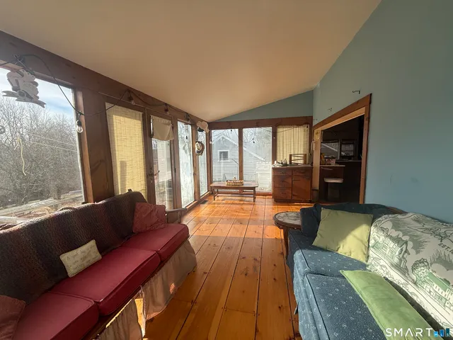 $379,900 | 127 Windy Hill Road, Hampton, CT 06247