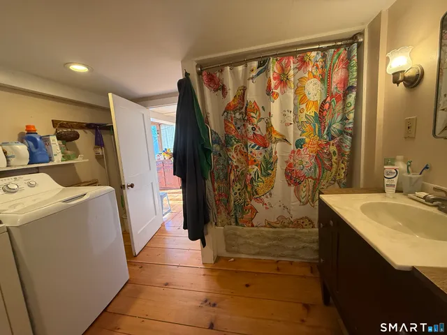 $379,900 | 127 Windy Hill Road, Hampton, CT 06247