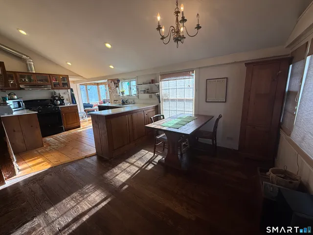 $379,900 | 127 Windy Hill Road, Hampton, CT 06247