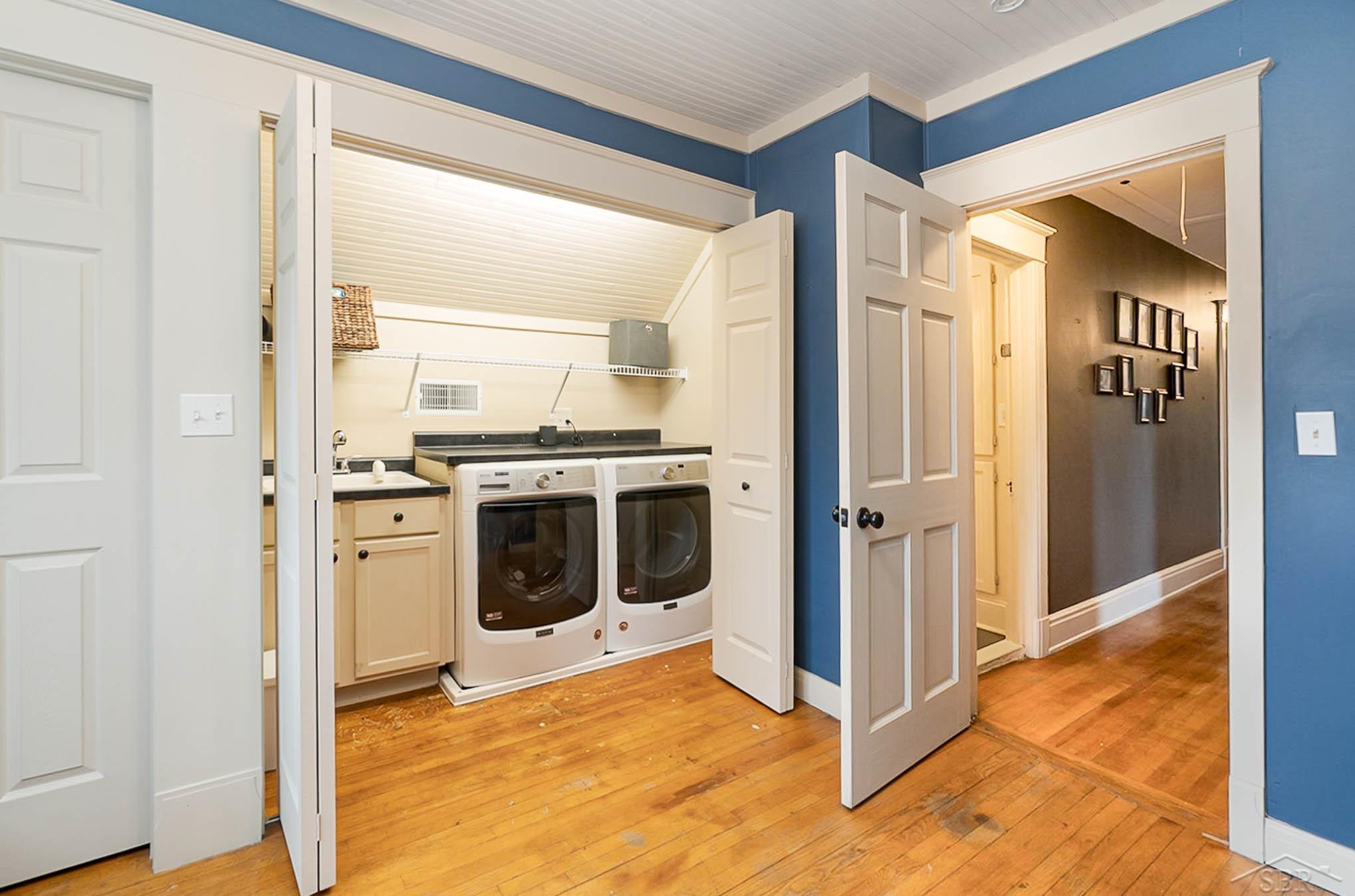 2016 6th Street Bay City, MI 48708 - Photo 24 of 37 Second Level Laundry