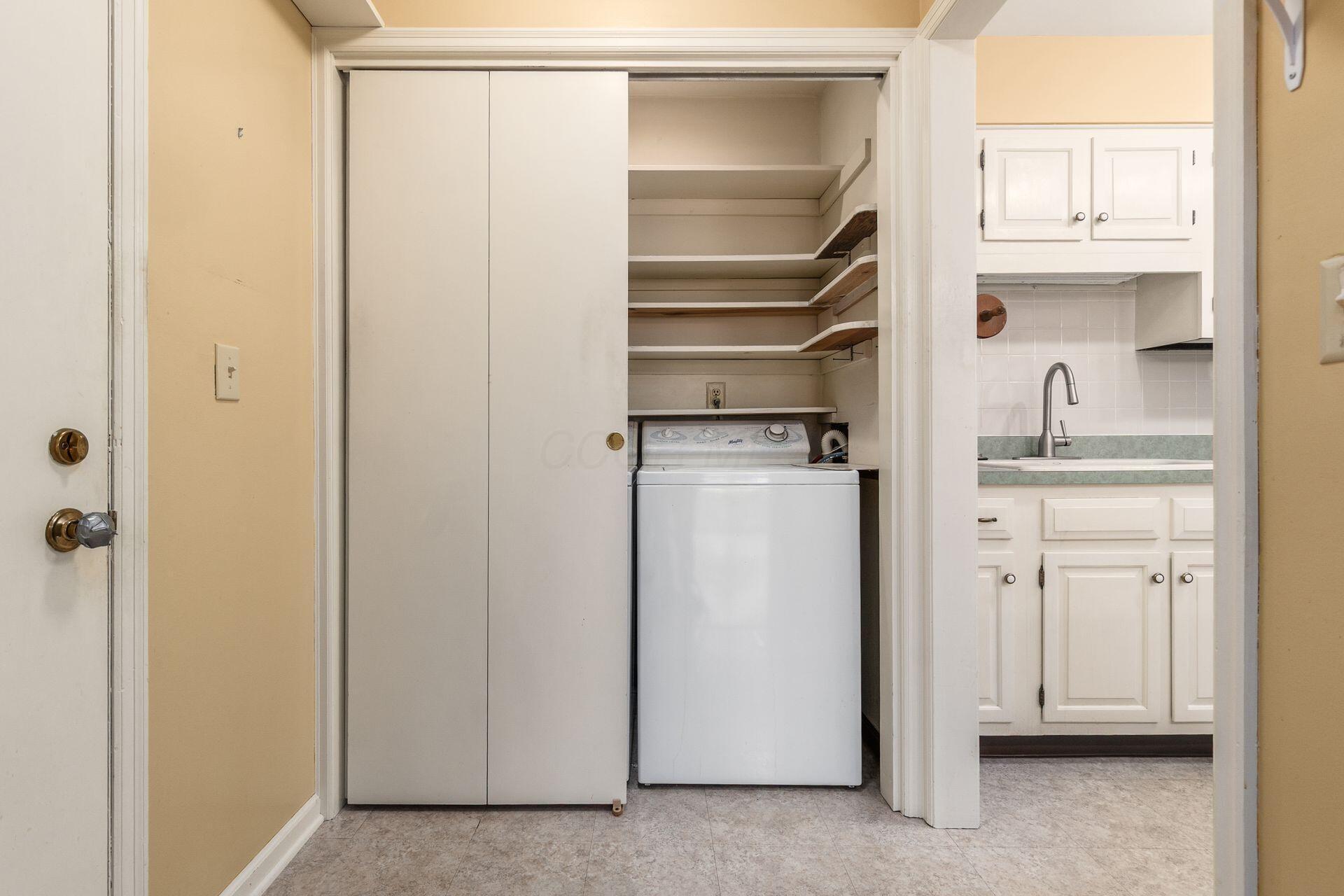 4765 Coach Road Columbus, OH 43220 - Photo 20 of 47 First Floor laundry next to kitchen. Washer/Dryer Stays